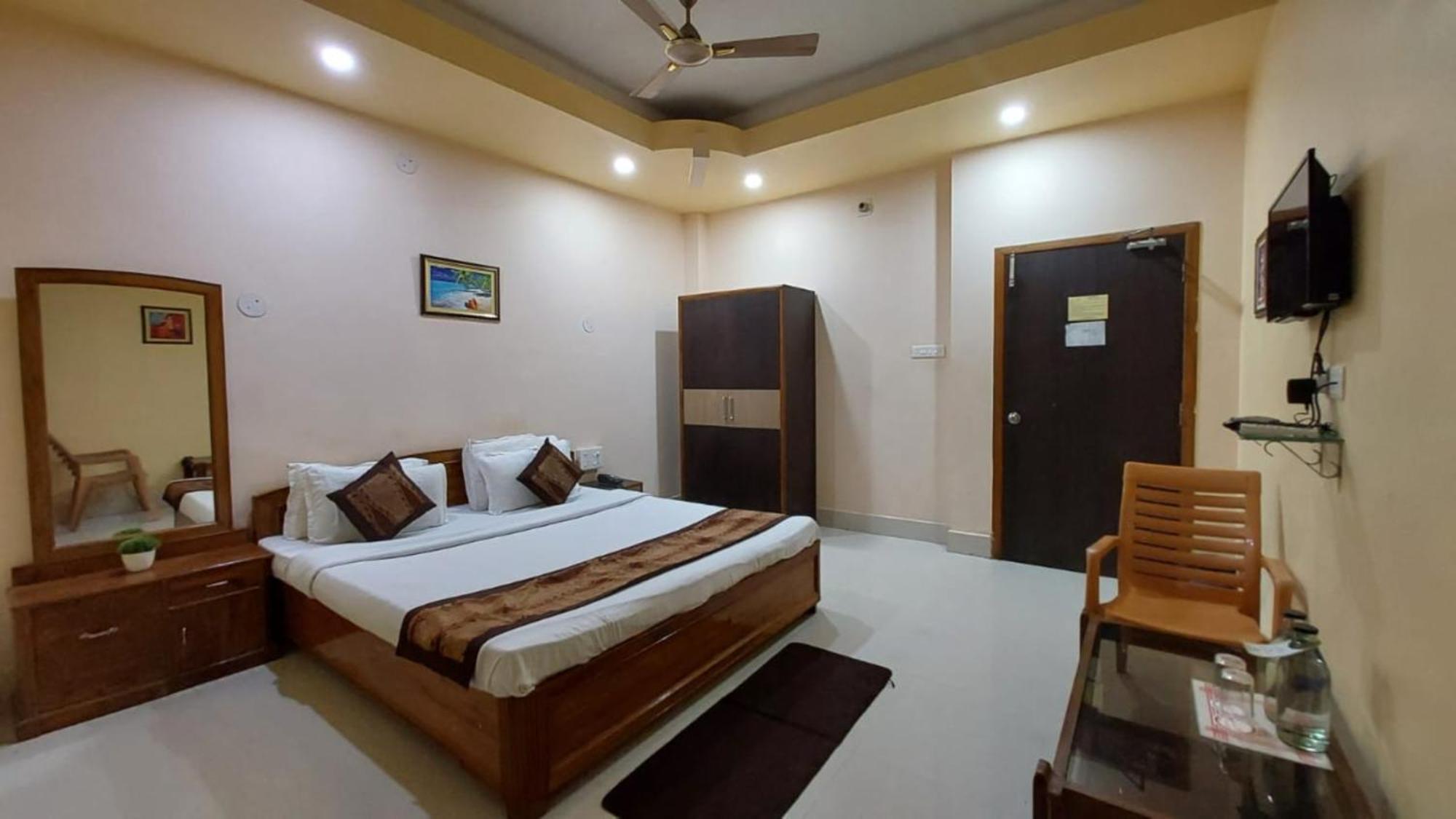 Goroomgo Silicon Residency Puri Near Sea Beach & Temple - Luxurious Room - Lift And Parking Facilities - Best Seller Eksteriør bilde
