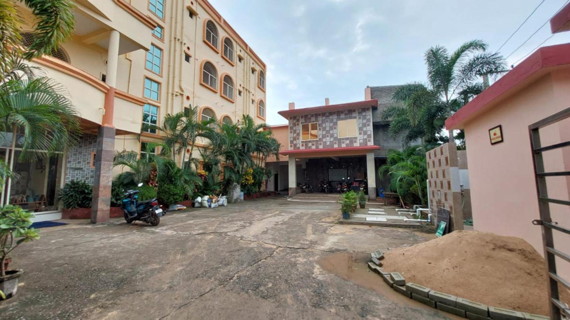 Goroomgo Silicon Residency Puri Near Sea Beach & Temple - Luxurious Room - Lift And Parking Facilities - Best Seller Eksteriør bilde