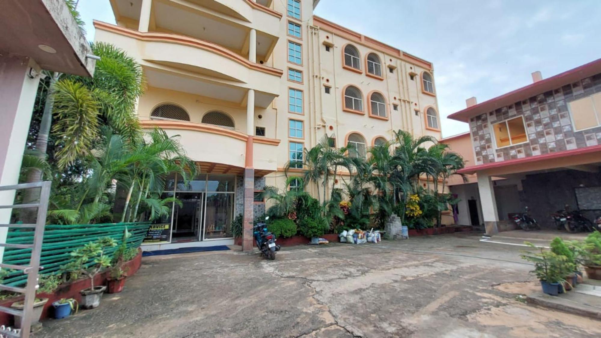 Goroomgo Silicon Residency Puri Near Sea Beach & Temple - Luxurious Room - Lift And Parking Facilities - Best Seller Eksteriør bilde